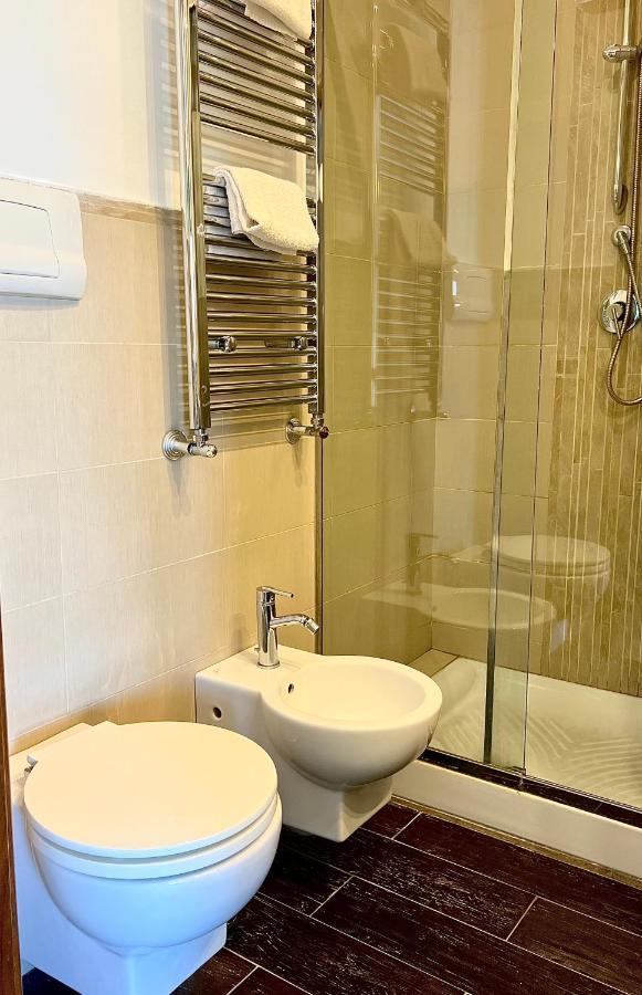 Allakala Rooms & Apartament Palermo Ngoại thất bức ảnh